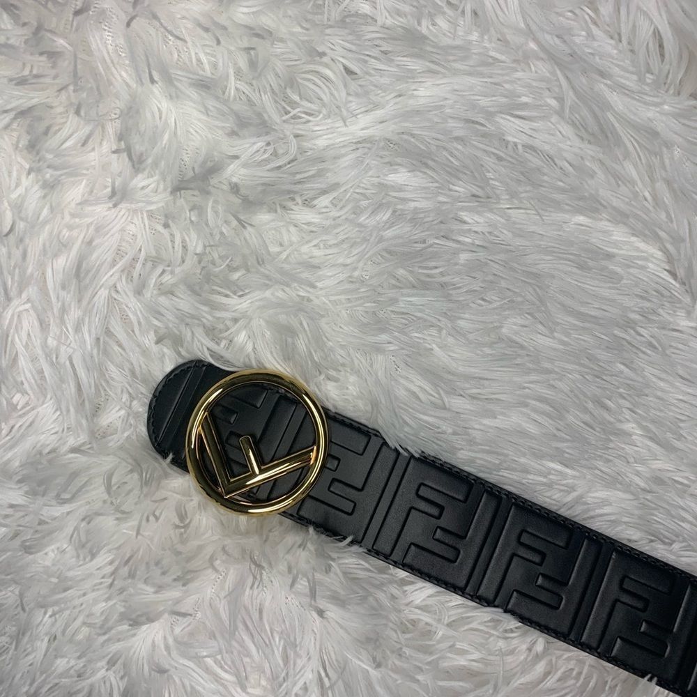Fendi Buckle Belt.  🎉🎉🎉HOST PICK🥳🥳🥳 - Picture 10 of 16
